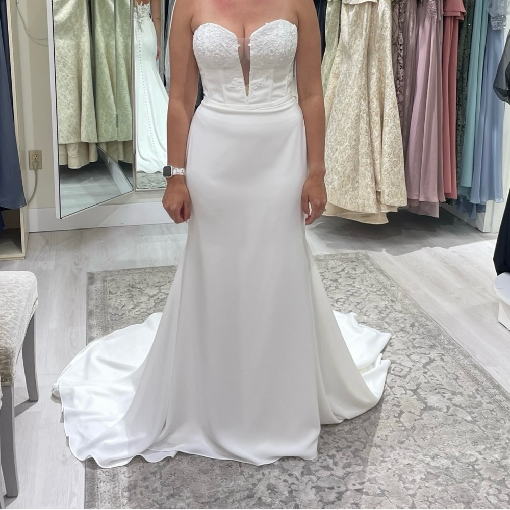Mikaella Bridal style 2285 gown size 12 never worn, tags still on! - Picture 3 of 6